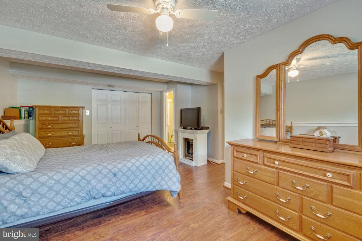 8462 Rippled Creek Court Springfield, VA 22153 - Photo 23 of 36 Gallery Image 23