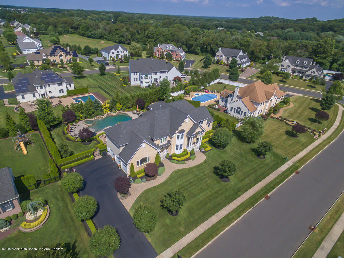 4 Hanging Rock Road Freehold, NJ 07728 - Photo 36 of 49 4 Hanging Rock Rd Freehold NJ-large-040-