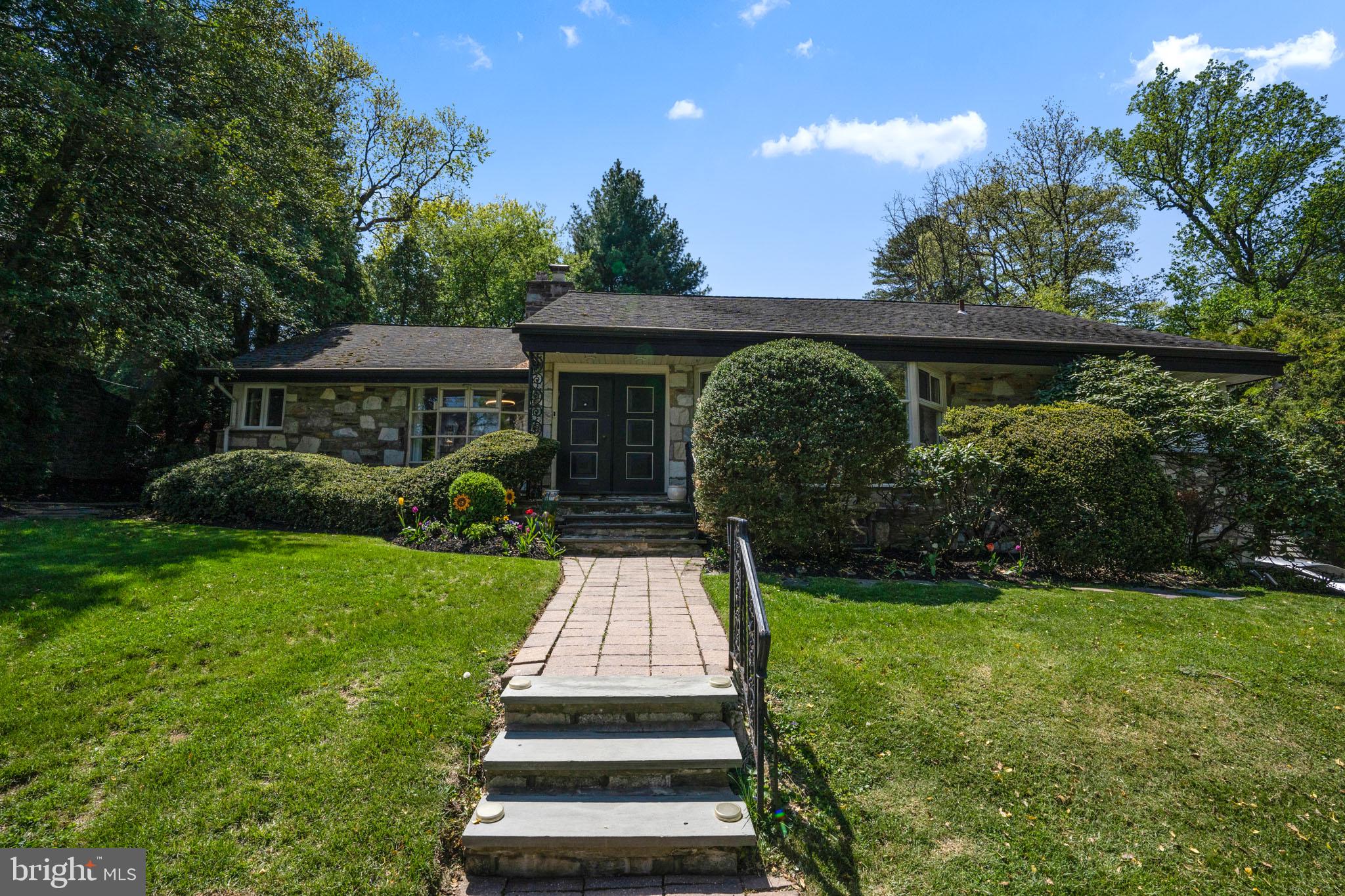 1444 Pepper Road Jenkintown, PA 19046 - Photo 2 of 31
