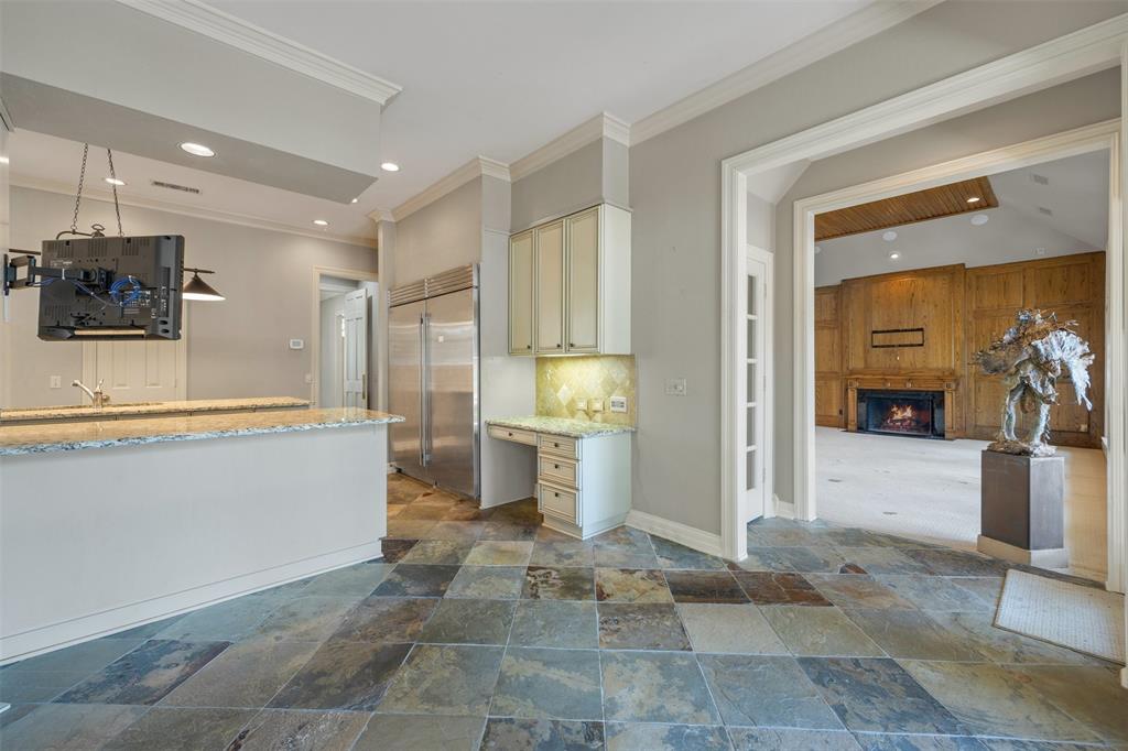 5548 Falls Road Dallas, TX 75220 - Photo 10 of 21 Gallery Image 10
