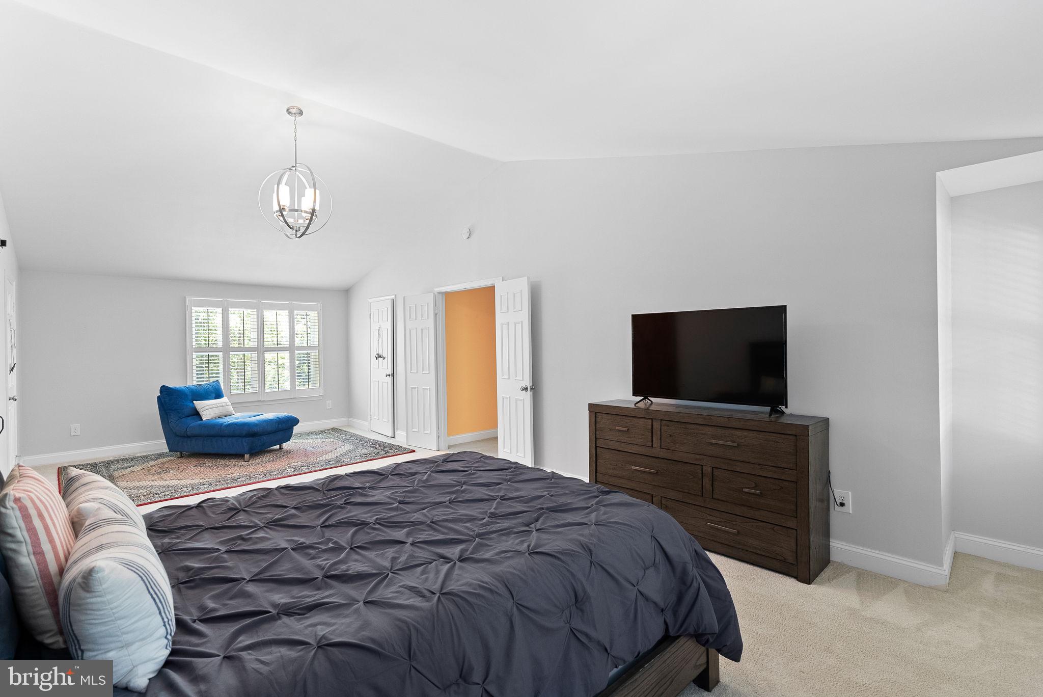 4 Moss Road Sterling, VA 20165 - Photo 38 of 62 Gallery Image 38