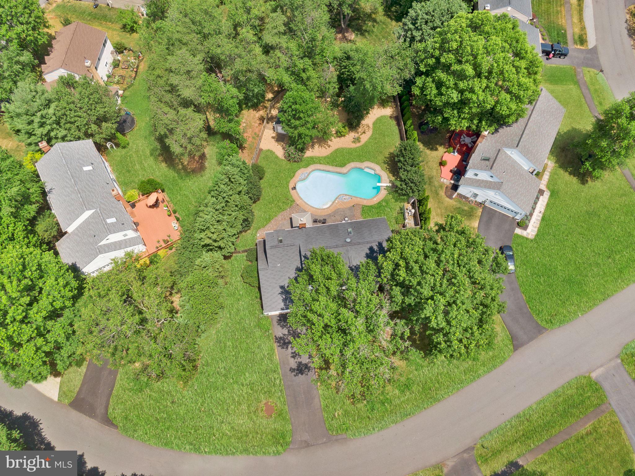 4 Moss Road Sterling, VA 20165 - Photo 57 of 62 The almost half acre lot feels very private!