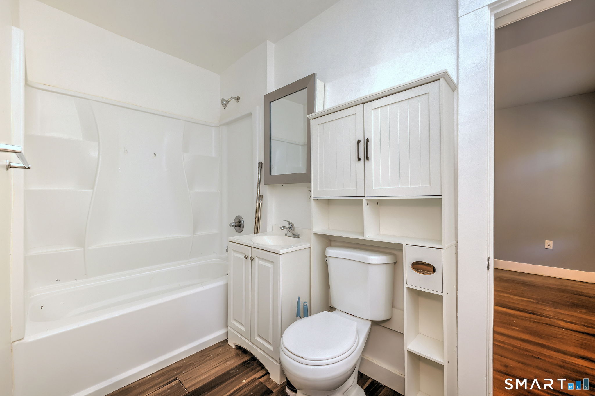 31 Winthrop Street Meriden, CT 06451 - Photo 14 of 18