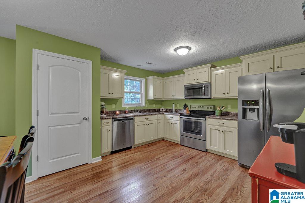 424 Covington Rdg Drive Jacksonville, AL 36265 - Photo 7 of 16