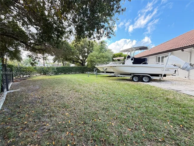 $16,000 | 13015 Biscayne Island Terrace, North Miami, FL 33181