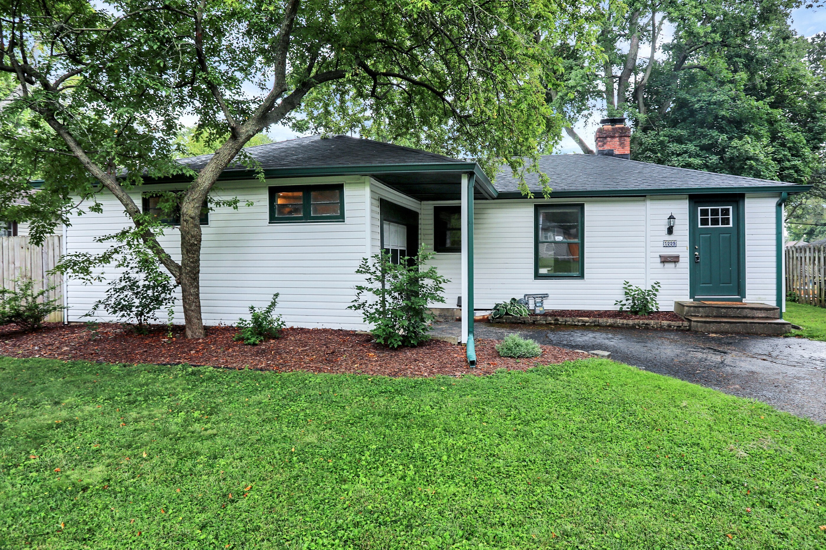 1225 Rowin Road Indianapolis, IN 46220 - Photo 1 of 35 Gallery Image 1