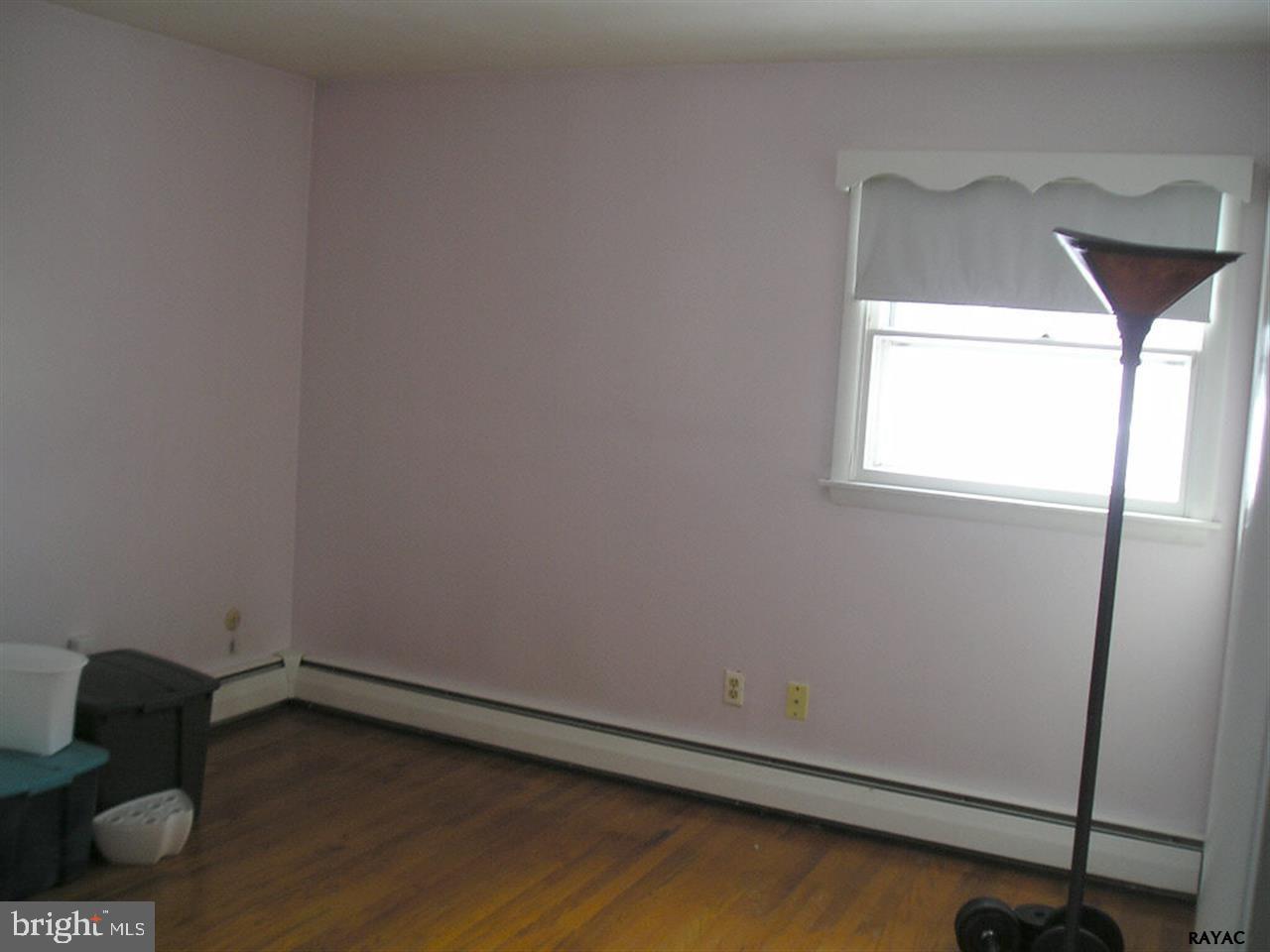 122 Rodes Avenue Gettysburg, PA 17325 - Photo 15 of 18 Gallery Image 15