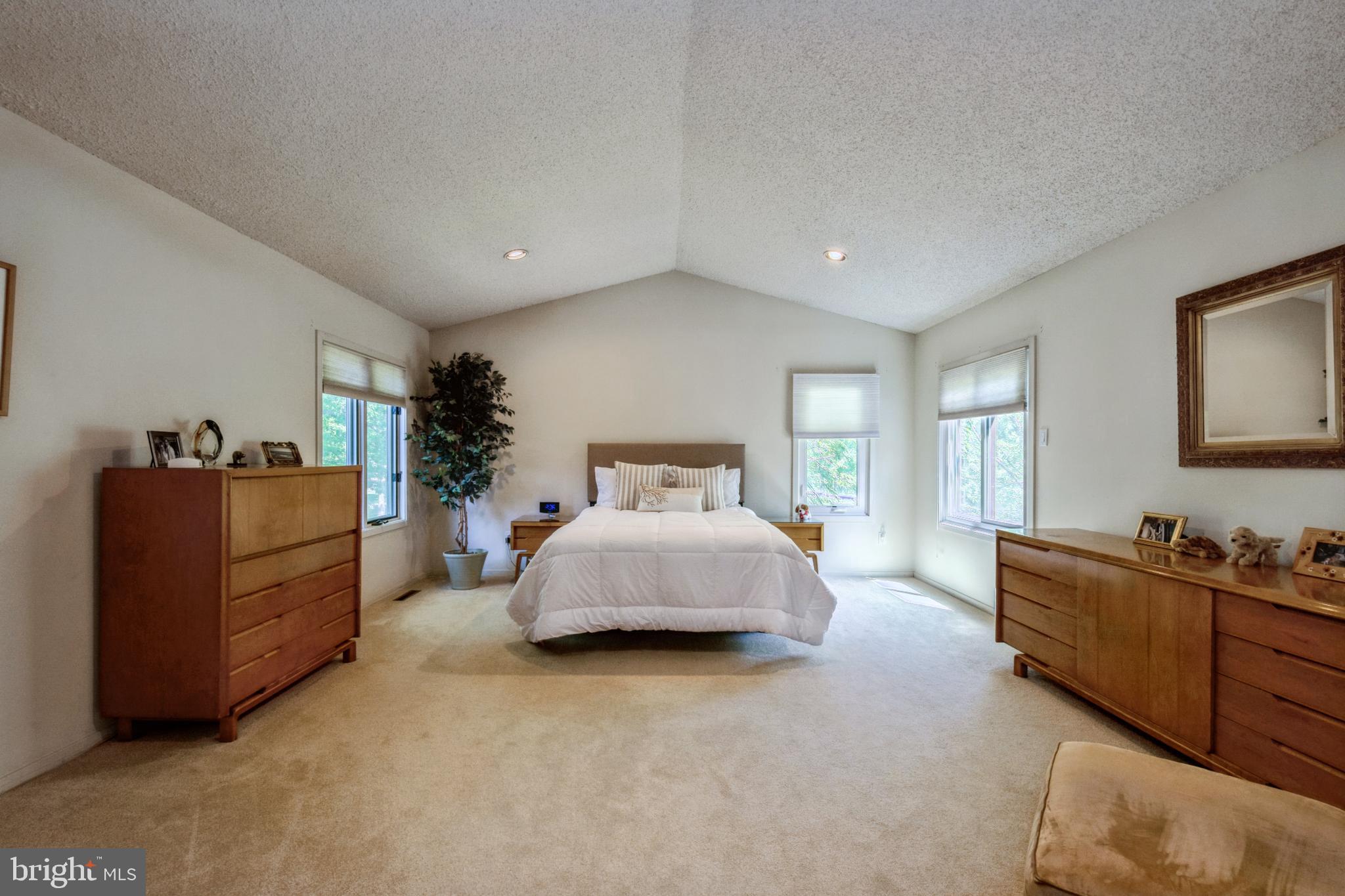 10 Indian Run Road Princeton Junction, NJ 08550 - Photo 23 of 38 Gallery Image 23