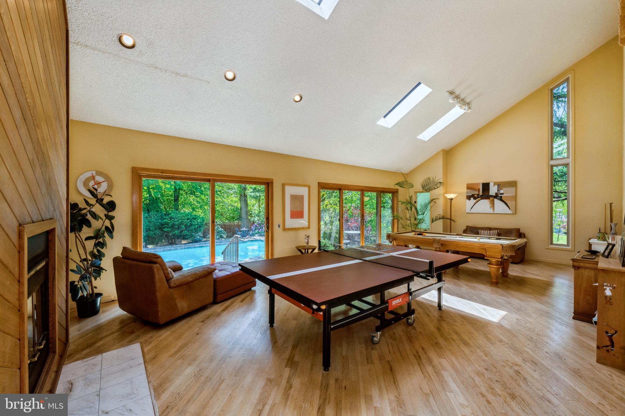 10 Indian Run Road Princeton Junction, NJ 08550 - Photo 8 of 38 Formal living & dining room situation