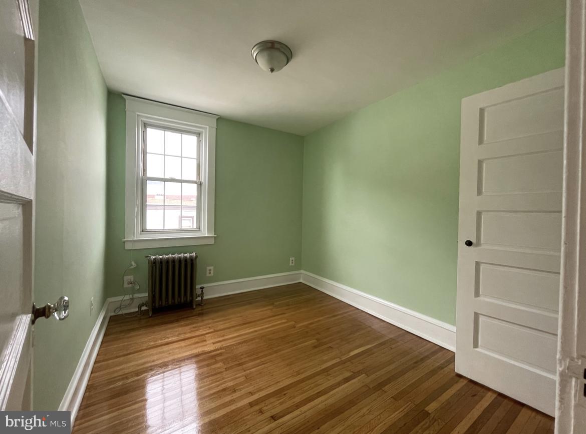 149 Long Lane Upper Darby, PA 19082 - Photo 25 of 29