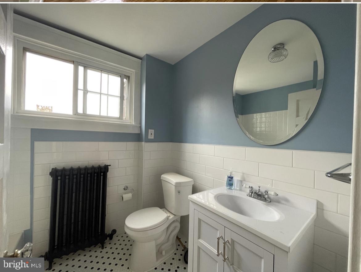 149 Long Lane Upper Darby, PA 19082 - Photo 26 of 29