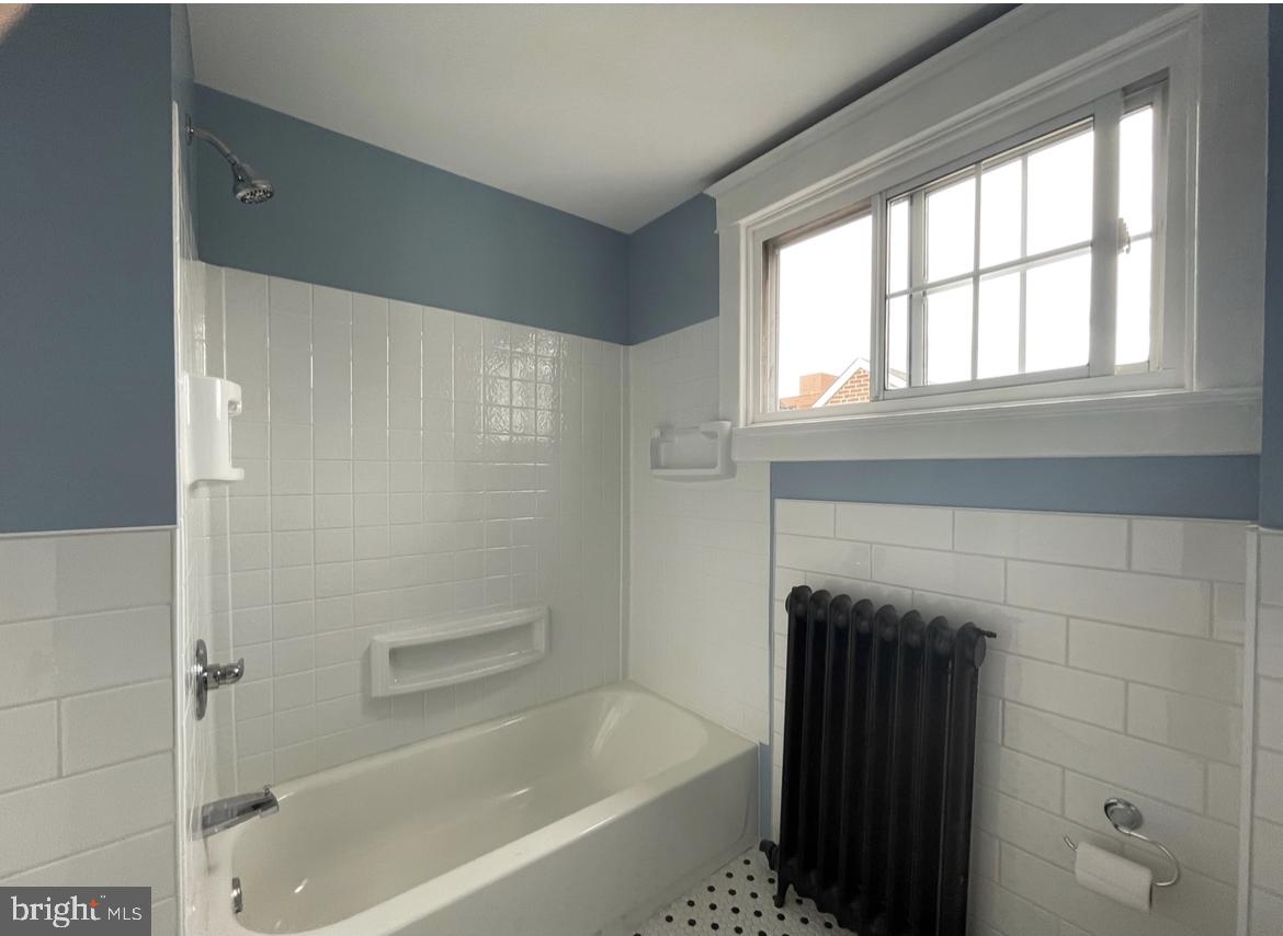 149 Long Lane Upper Darby, PA 19082 - Photo 27 of 29