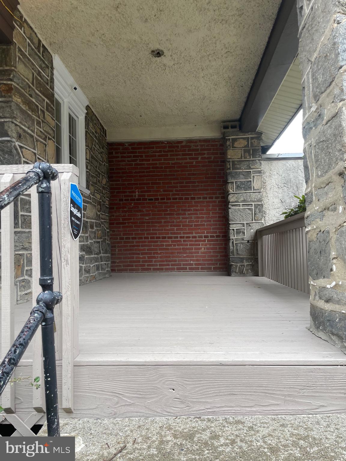 149 Long Lane Upper Darby, PA 19082 - Photo 4 of 29