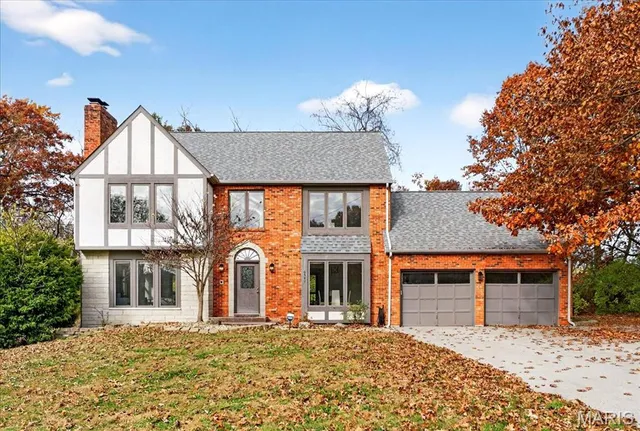 $400,000 | 6589 Oak Hill Manor, Glen Carbon, IL 62034