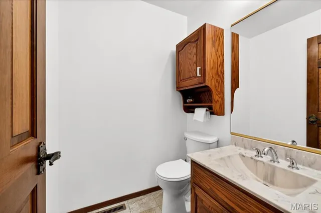 $400,000 | 6589 Oak Hill Manor, Glen Carbon, IL 62034