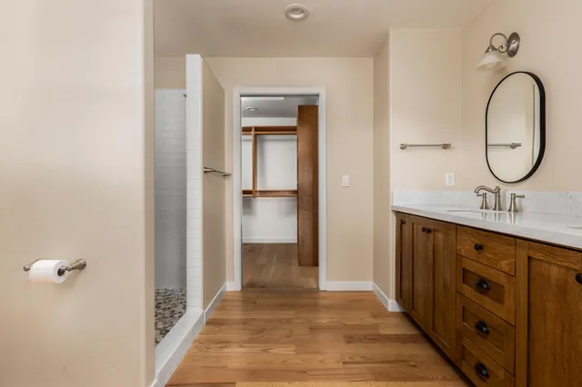 a view of an empty walk in closet