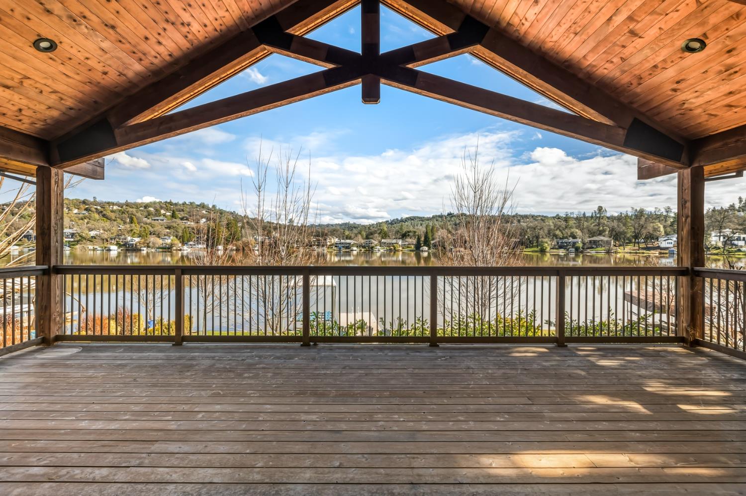 13859 Ginger Loop Penn Valley, CA 95946 - Photo 38 of 50 a view of a balcony