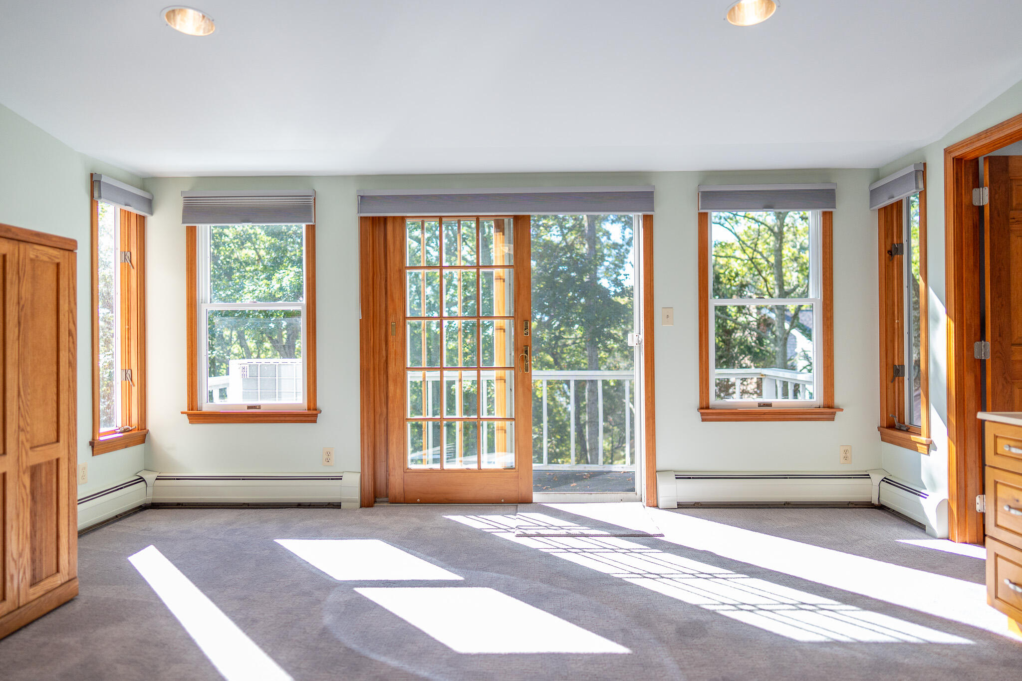 20 Kittiwake Lane Eastham, MA 02642 - Photo 42 of 75 a view of an empty room with a window
