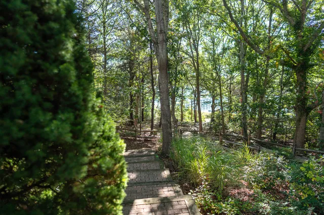 $1,998,000 | 20 Kittiwake Lane, Eastham, MA 02642