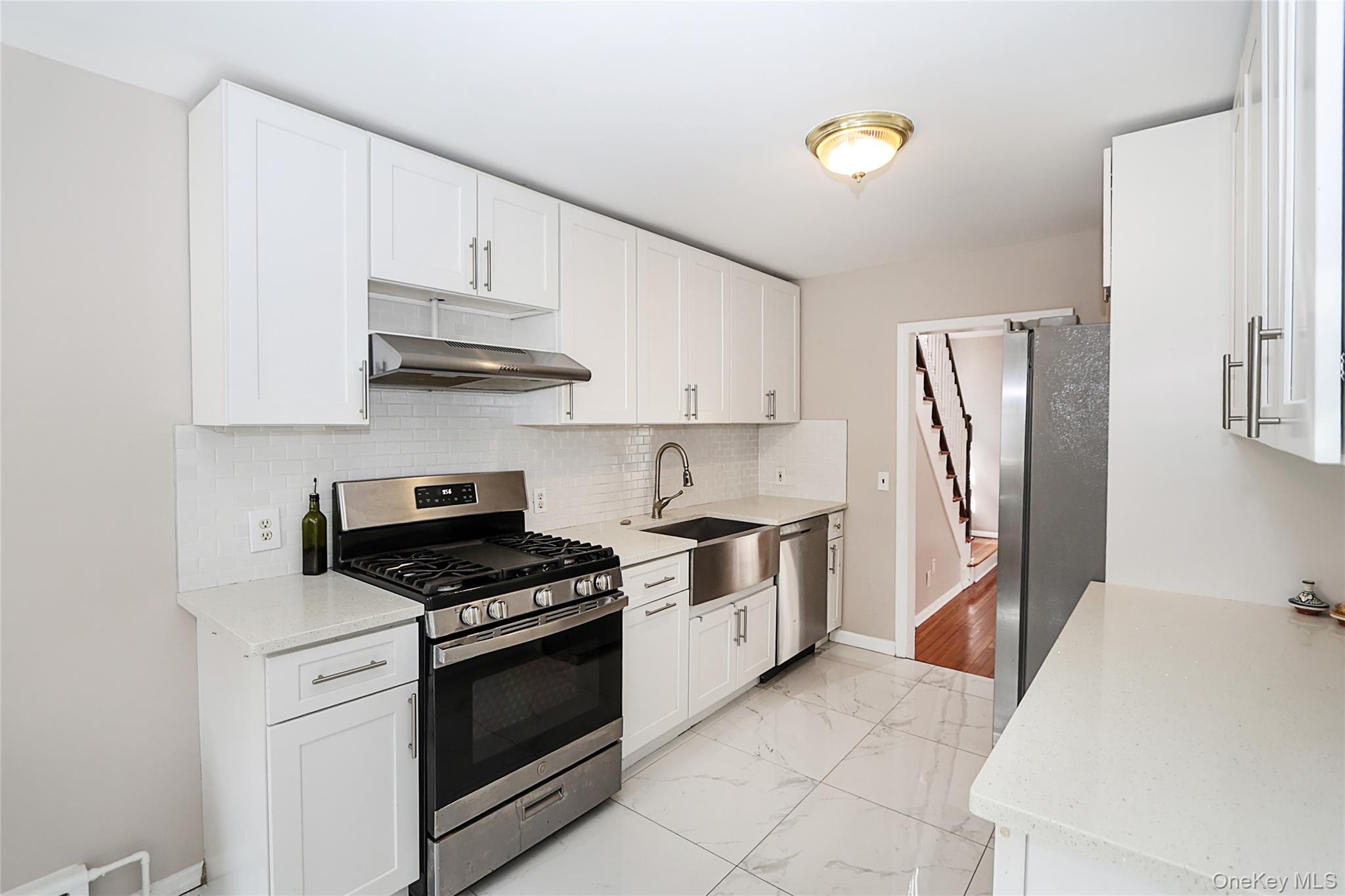 24 High Street Locust Valley, NY 11560 - Photo 19 of 35