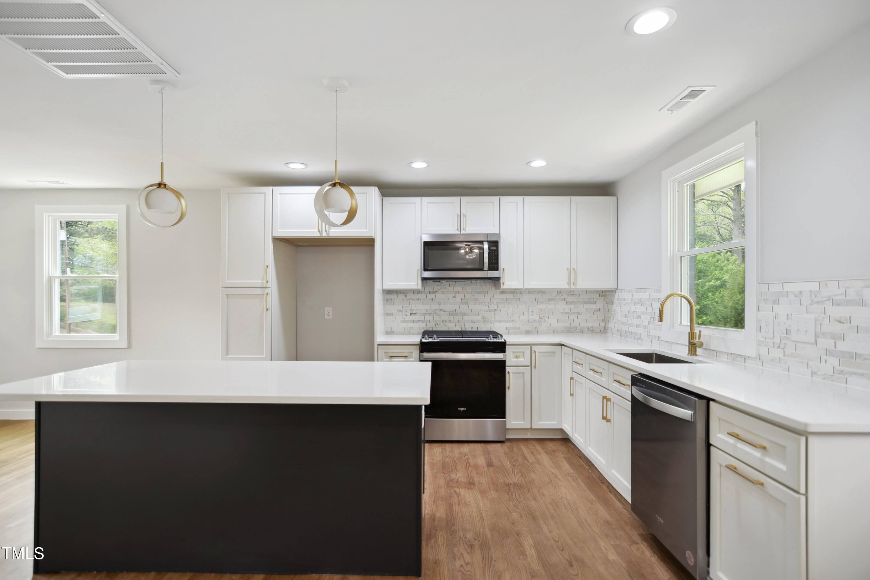 817 Newcombe Road Raleigh, NC 27610 - Photo 5 of 13 05