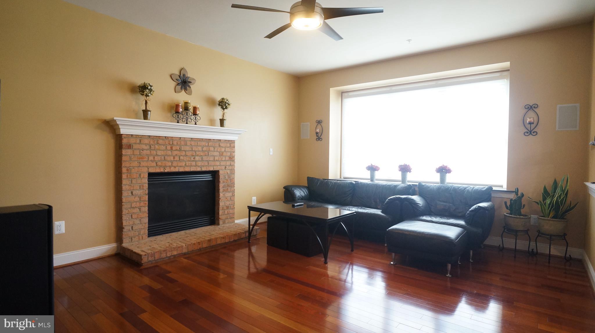 18310 Tapwood Road Boyds, MD 20841 - Photo 11 of 30 FAMILY ROOM