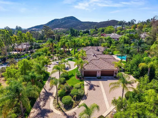 $3,200,000 | 13570 Summit Circle, Poway, CA 92064