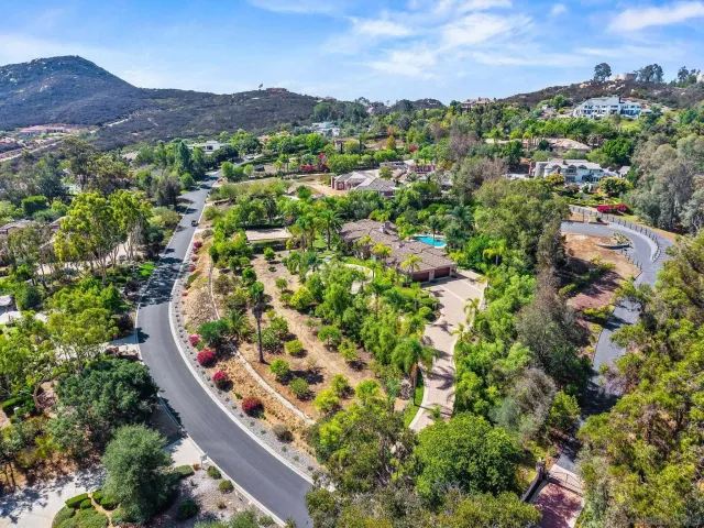 $3,200,000 | 13570 Summit Circle, Poway, CA 92064