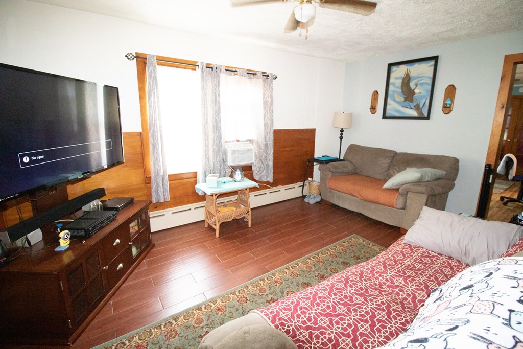 9 Spring Street Webster, MA 01570 - Photo 16 of 29