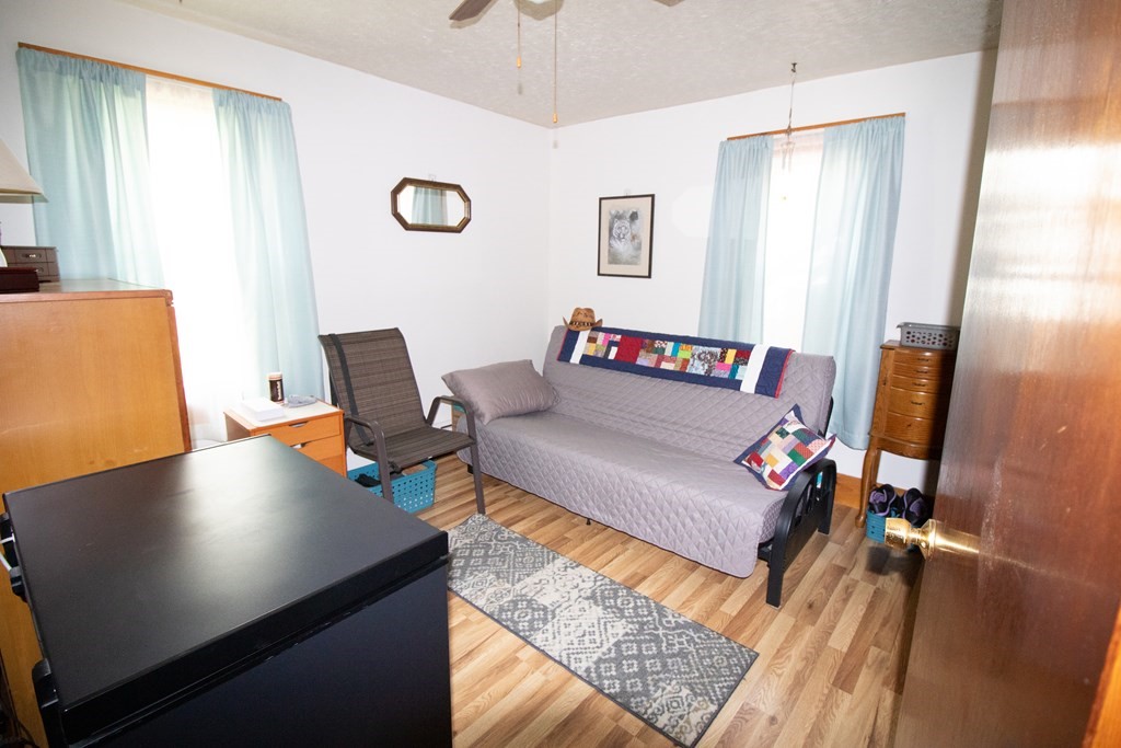 9 Spring Street Webster, MA 01570 - Photo 17 of 29