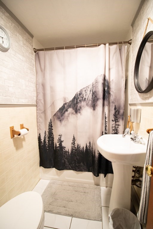 9 Spring Street Webster, MA 01570 - Photo 20 of 29