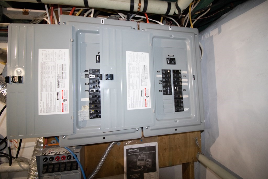 9 Spring Street Webster, MA 01570 - Photo 22 of 29