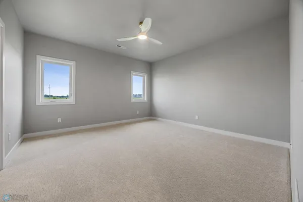 $415,000 | 106 Pine Drive, Hankinson, ND 58041