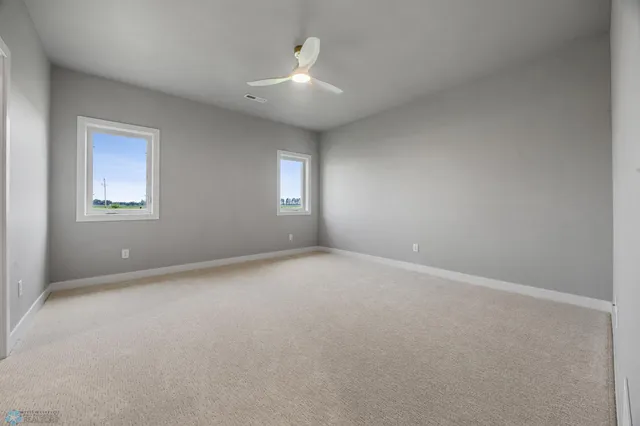 $415,000 | 106 Pine Drive, Hankinson, ND 58041