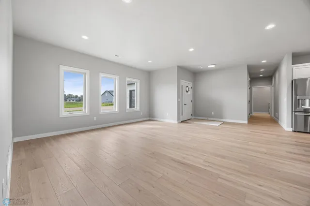 $415,000 | 106 Pine Drive, Hankinson, ND 58041