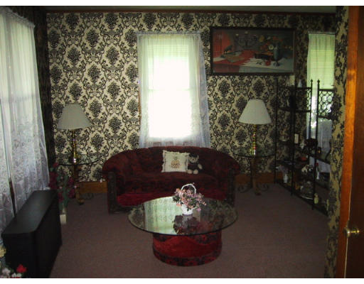 78 Rimmon Avenue Chicopee, MA 01013 - Photo 4 of 7