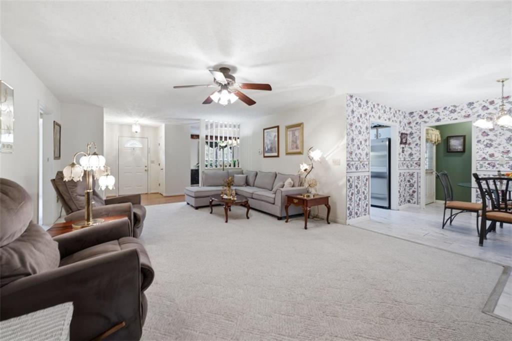 285 Burch Road Fayetteville, GA 30214 - Photo 5 of 37