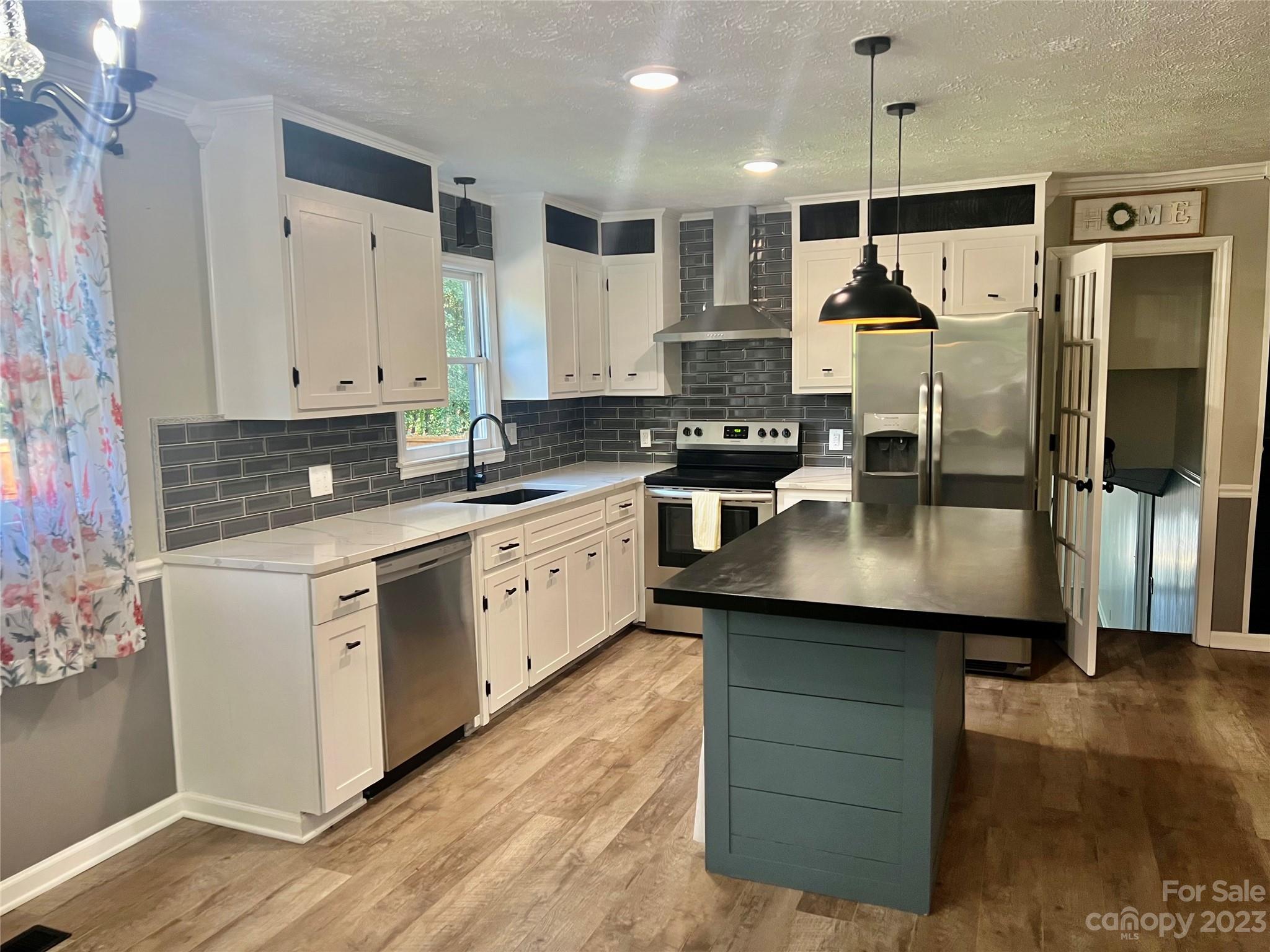 3505 Deal Mill Road Hudson, NC 28638 - Photo 5 of 31 Gallery Image 5