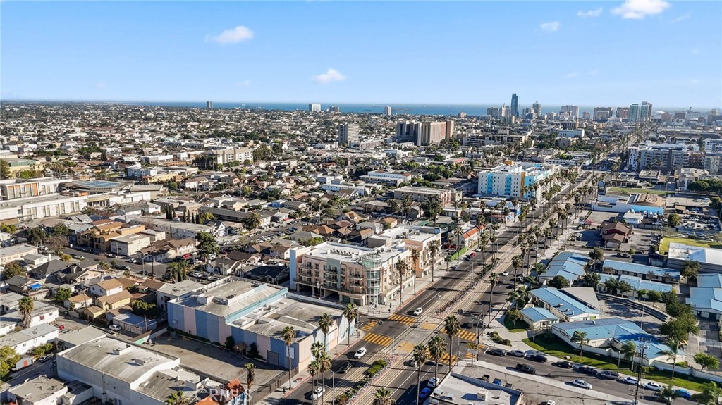 1598 Long Beach, Unit 214 Long Beach, CA 90813 - Photo 30 of 30 an aerial view of a city