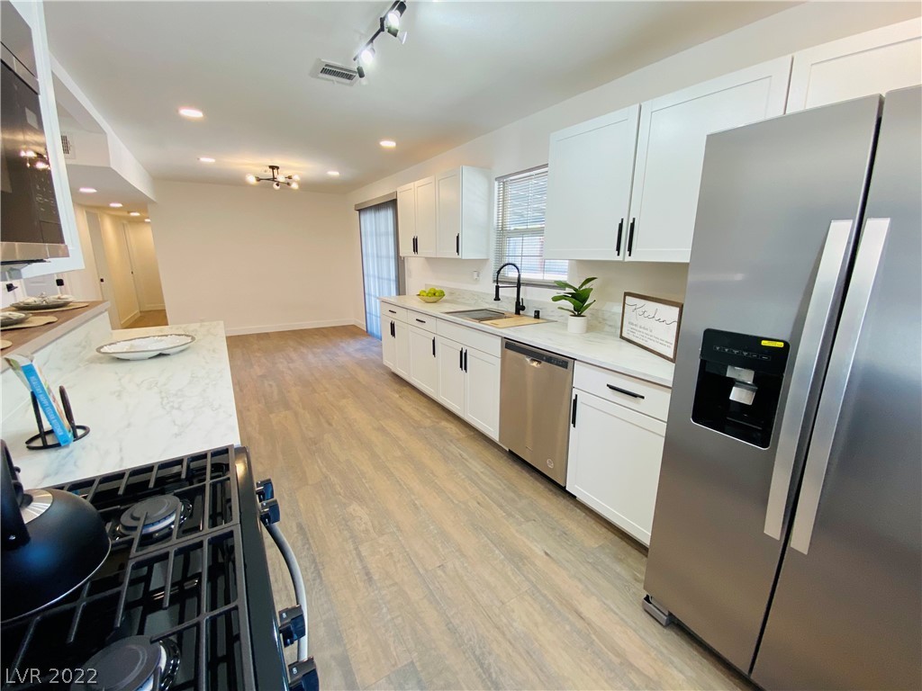 75 Constitution Avenue Henderson, NV 89015 - Photo 11 of 46