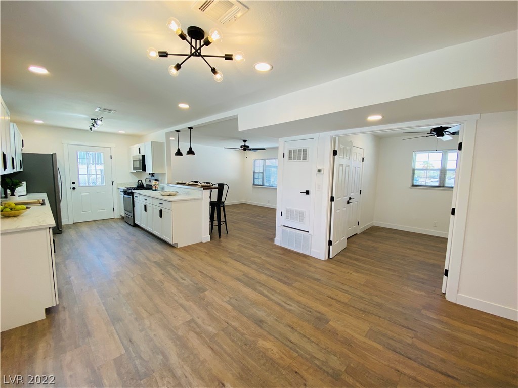 75 Constitution Avenue Henderson, NV 89015 - Photo 16 of 46