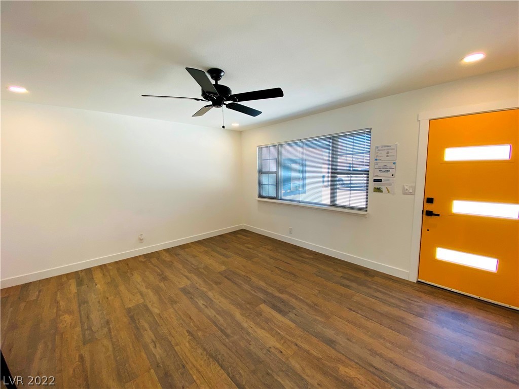 75 Constitution Avenue Henderson, NV 89015 - Photo 4 of 46