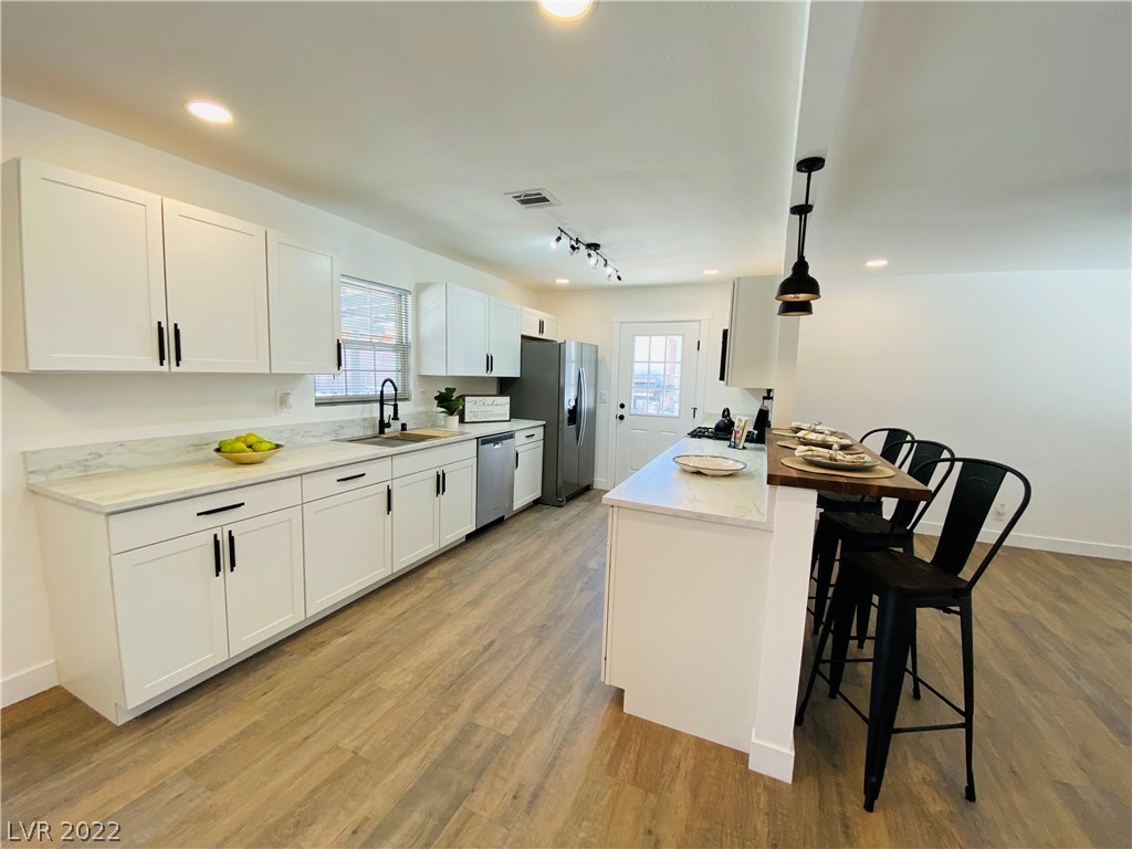 75 Constitution Avenue Henderson, NV 89015 - Photo 9 of 46