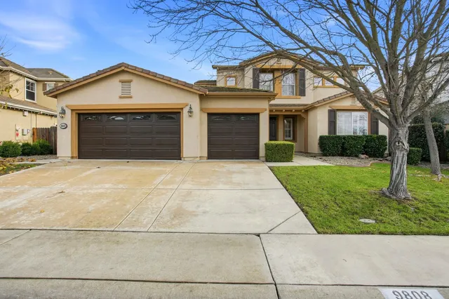 $949,900 | 9808 Castelli Way, Elk Grove, CA 95757