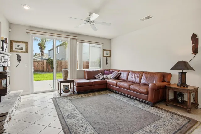 $949,900 | 9808 Castelli Way, Elk Grove, CA 95757