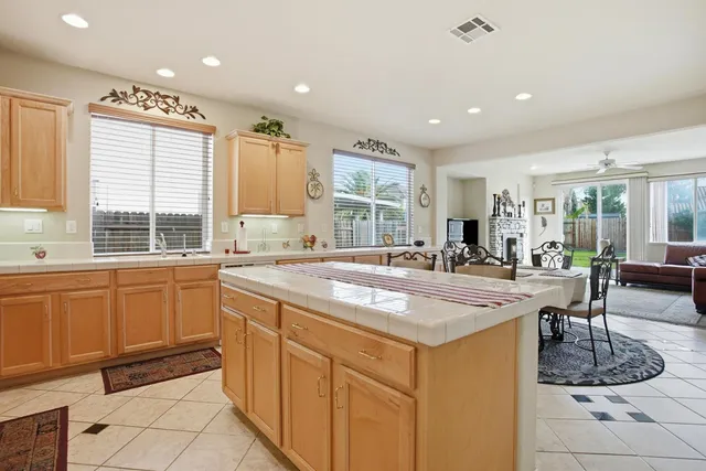 $949,900 | 9808 Castelli Way, Elk Grove, CA 95757