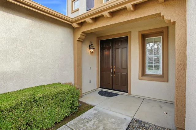 $949,900 | 9808 Castelli Way, Elk Grove, CA 95757