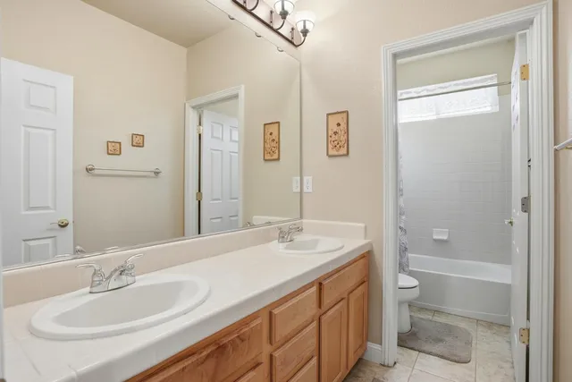 $949,900 | 9808 Castelli Way, Elk Grove, CA 95757