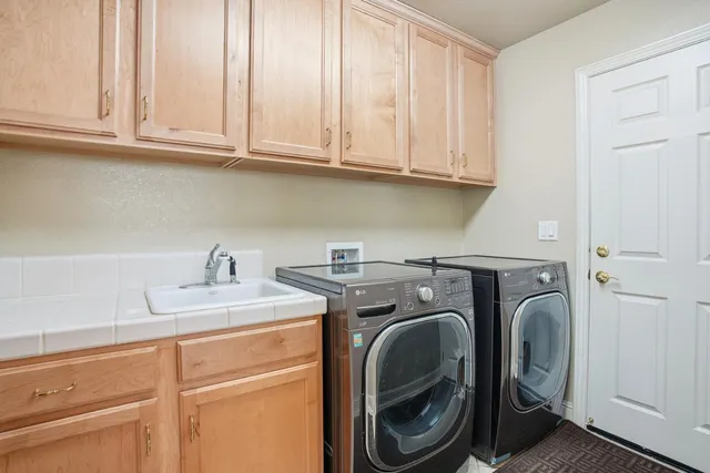 $949,900 | 9808 Castelli Way, Elk Grove, CA 95757