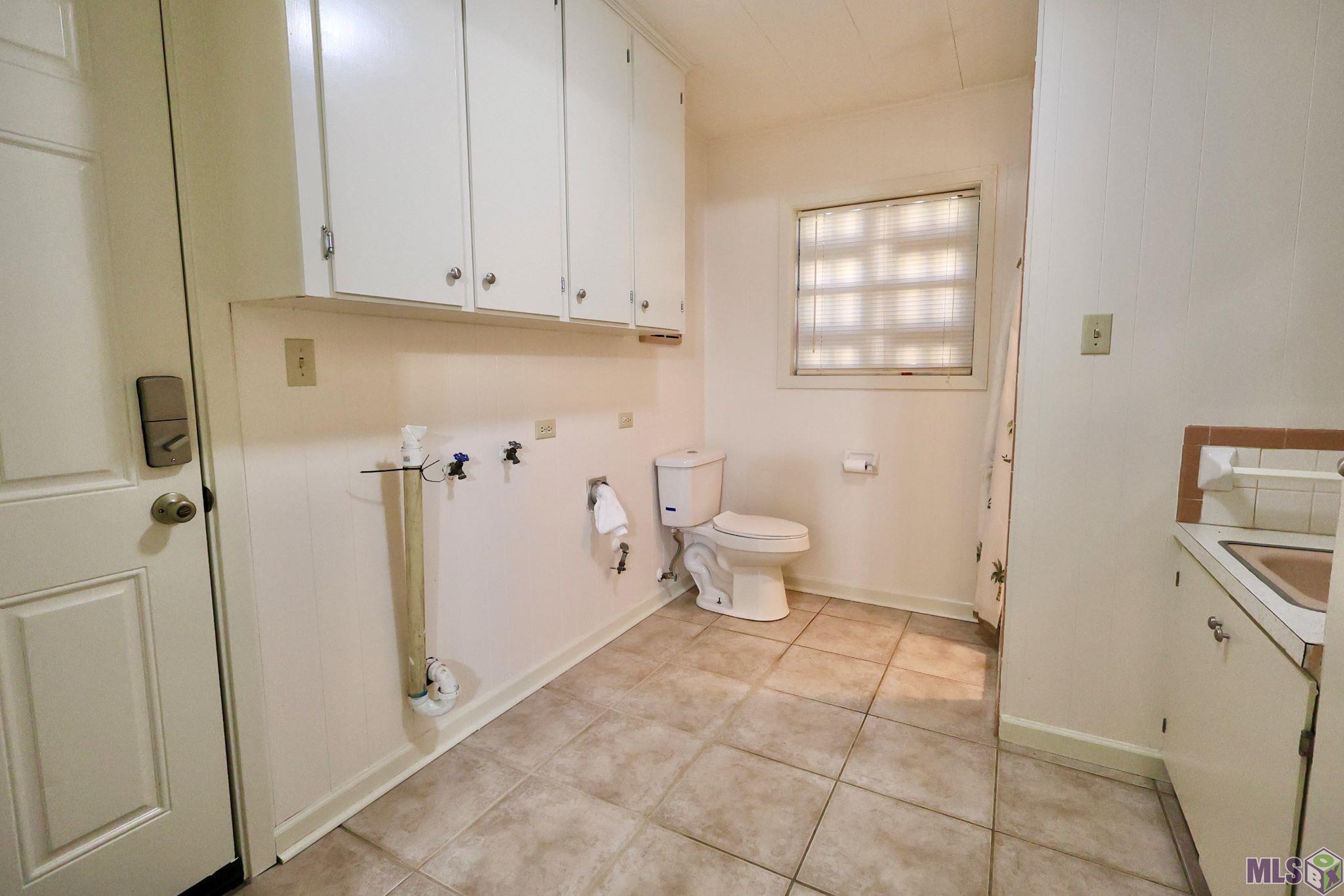 434 St Louis Street Raceland, LA 70394 - Photo 5 of 11